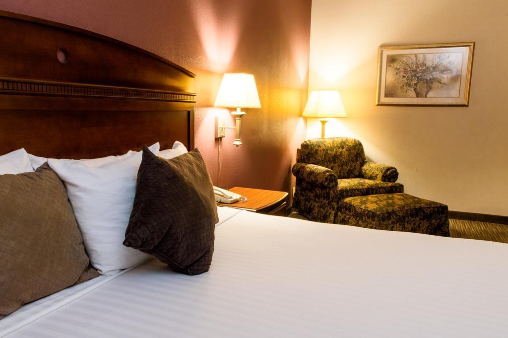 Greenstay Hotel & Suites Central สปริงฟิลด์ ภายนอก รูปภาพ