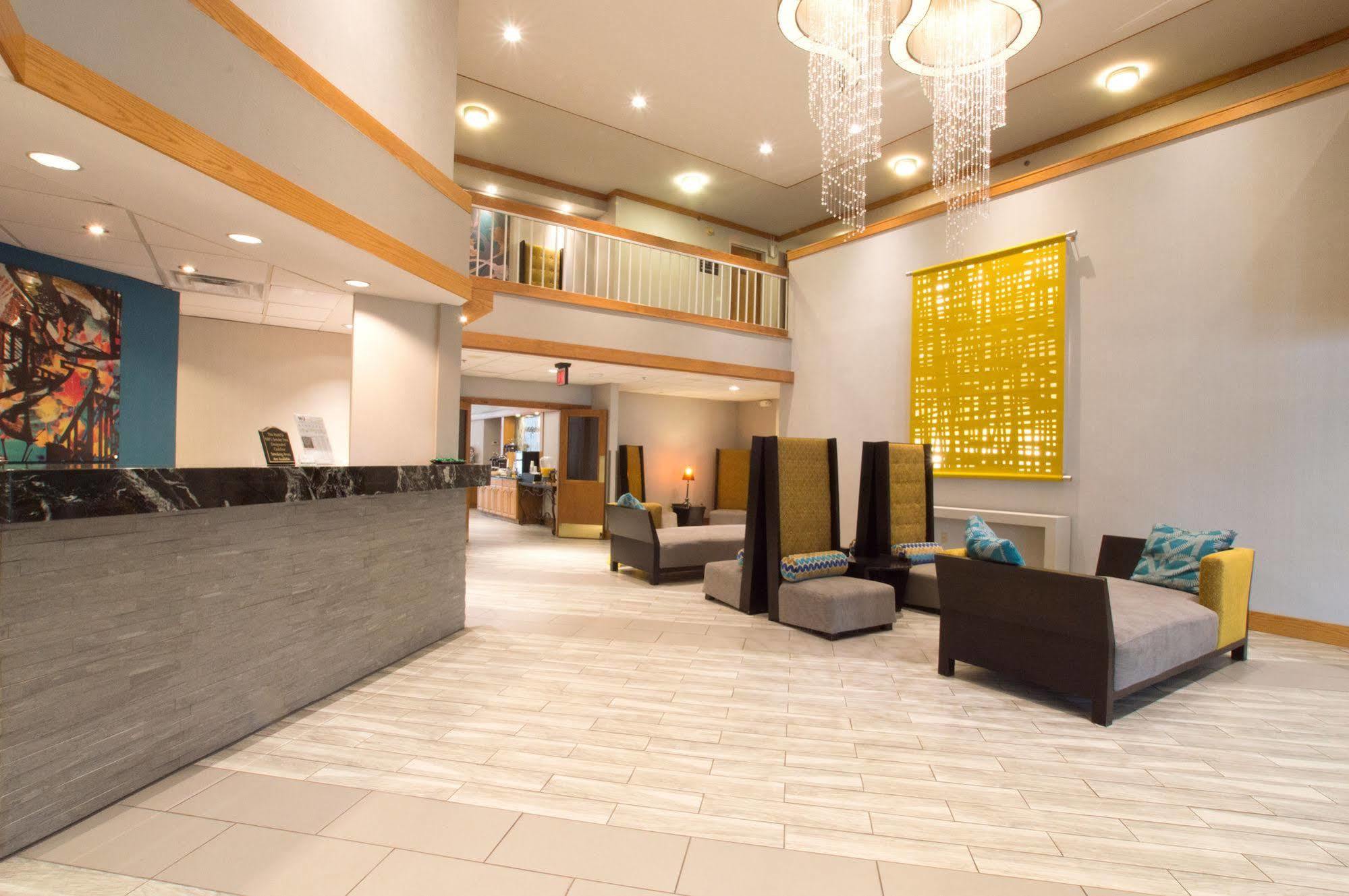 Greenstay Hotel & Suites Central สปริงฟิลด์ ภายนอก รูปภาพ